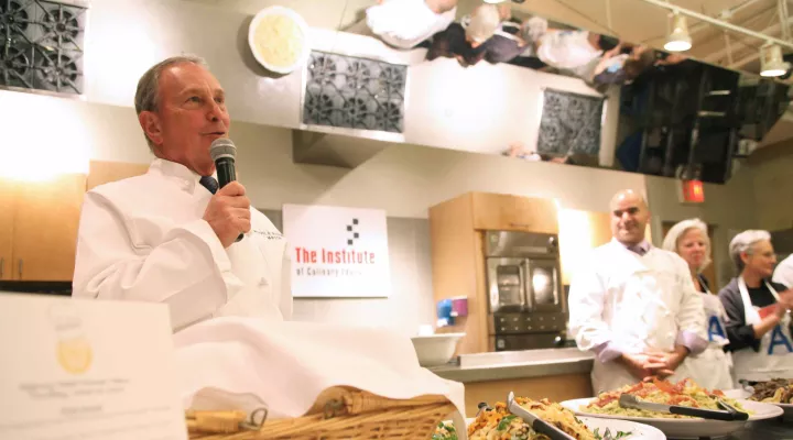 Mayor Michael Bloomberg praises the special events venue and staff at the Institute of Culinary Education
